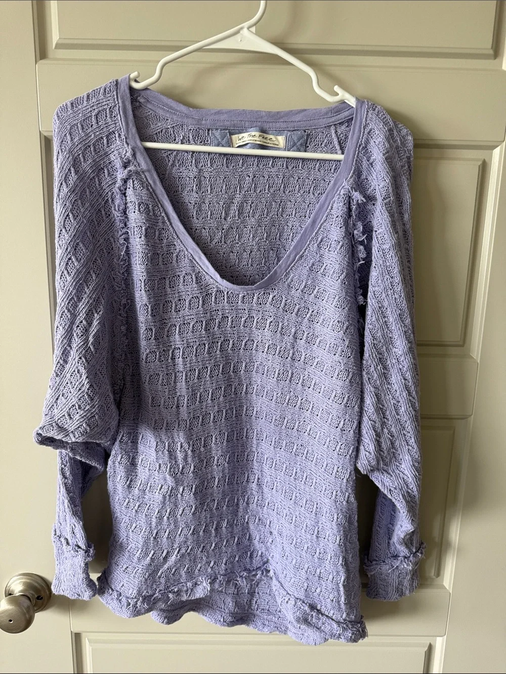 FREE PEOPLE WE THE FREE THIEN’S. HACCI PURPLE TEXTURED KNIT SWEATER